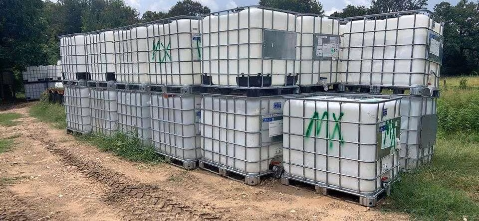 How Many Used IBC Totes Can Fit on a Standard Truck?