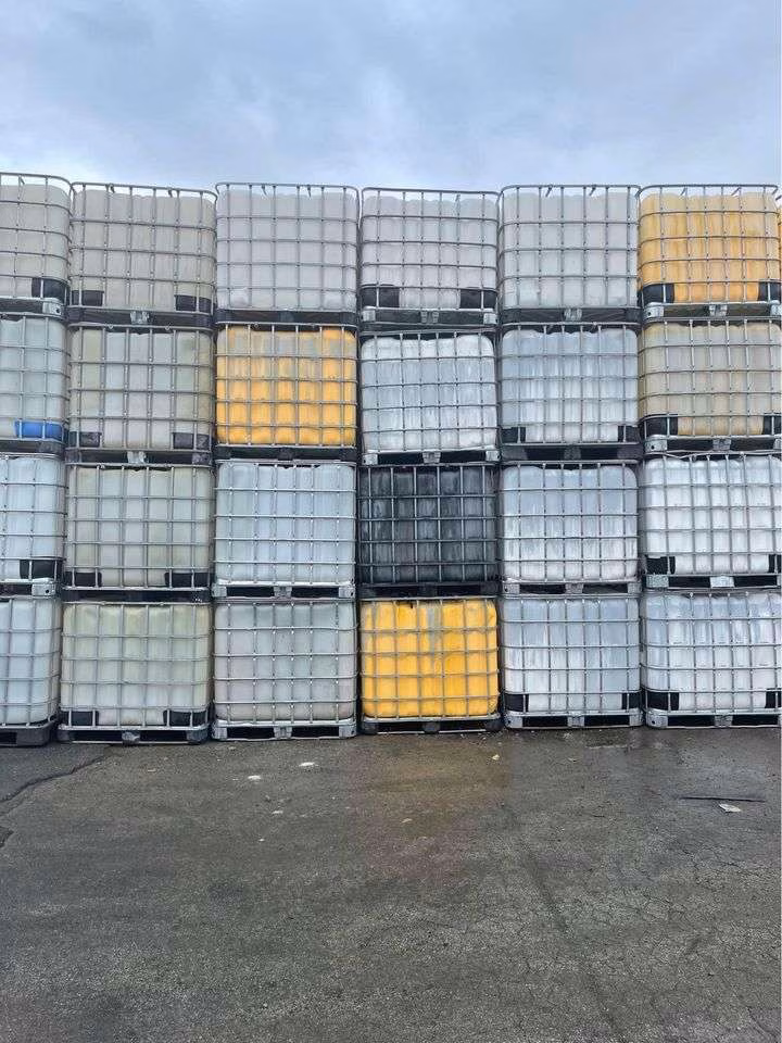 Dirty 275 Gallon IBC Totes in San Francisco, CA 94111