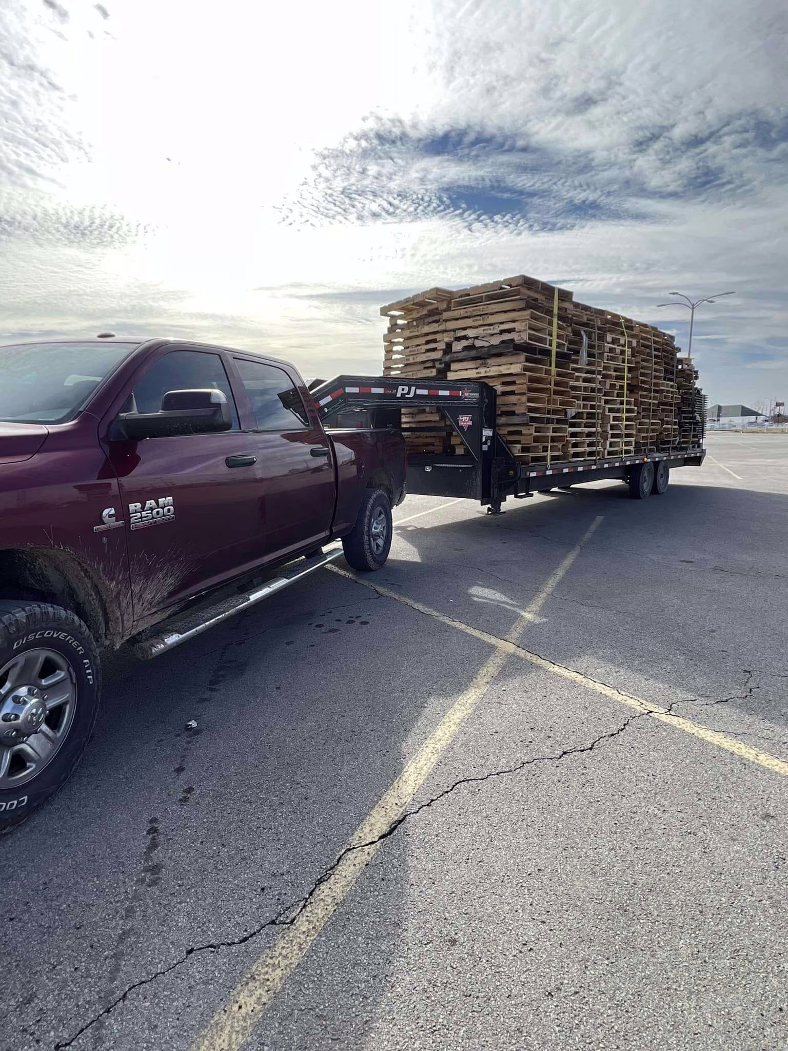 How to Make Money Selling Wooden Pallets as a Side Hustle?